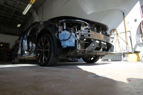 Body panel alignment and gap check